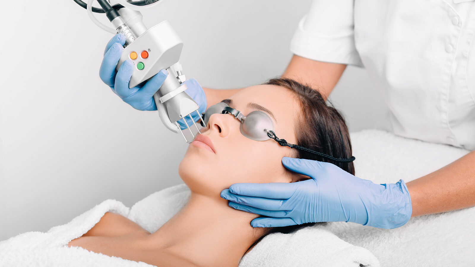 Какво представляват естетичните услуги?